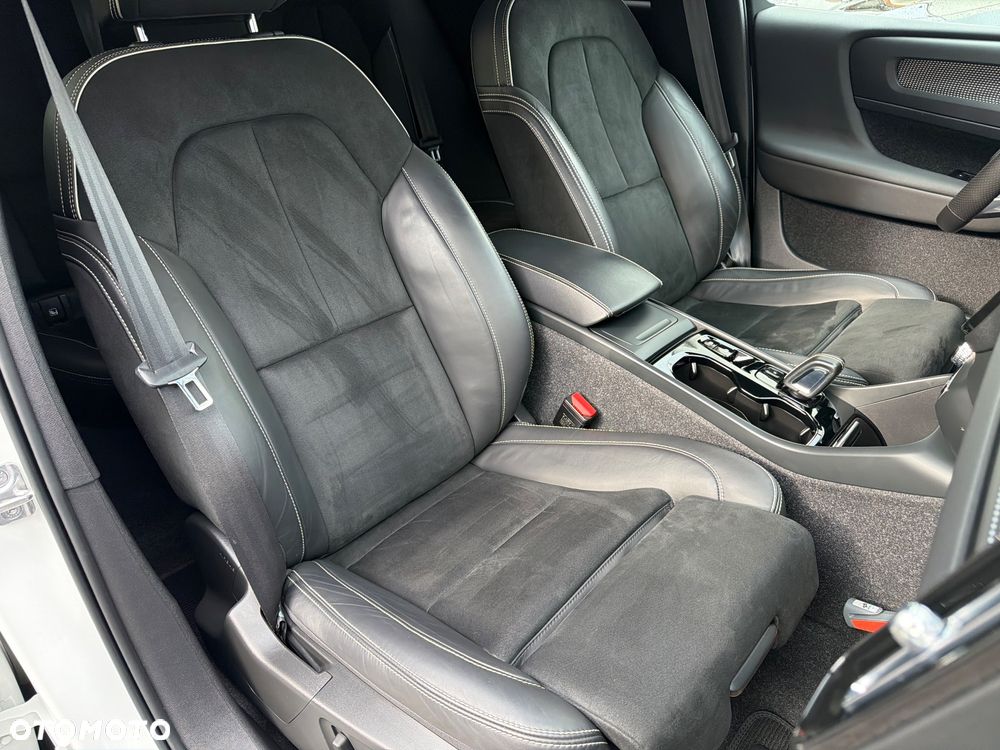 Volvo XC 40 T3 Geartronic RDesign - 38