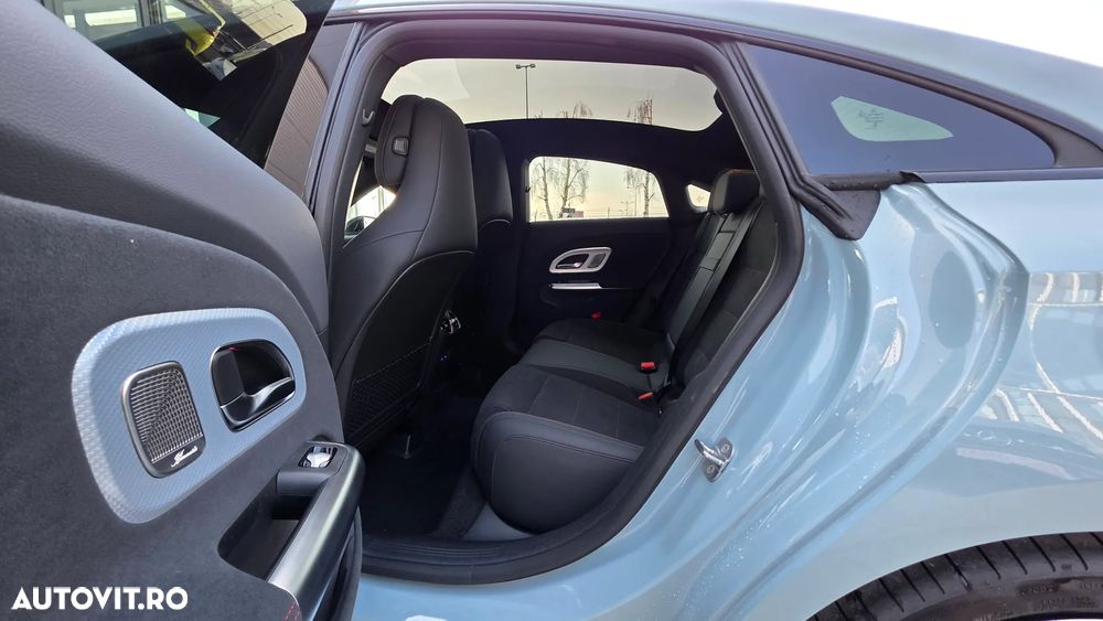 Mercedes-Benz CLA 220 - 15