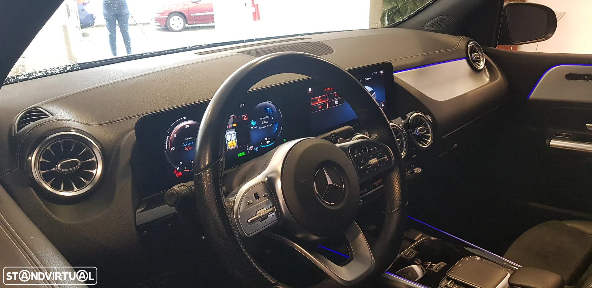 Mercedes-Benz B 250 e AMG Line - 16