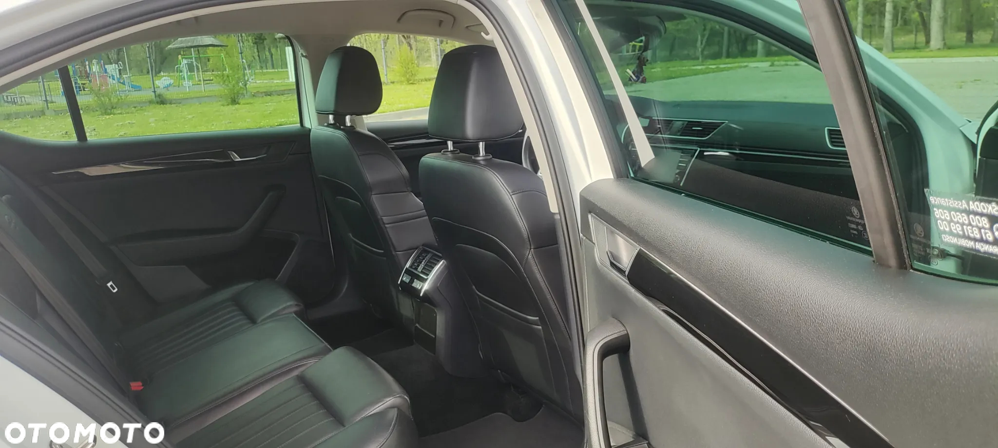 Skoda Superb 1.8 TSI L&K DSG - 21