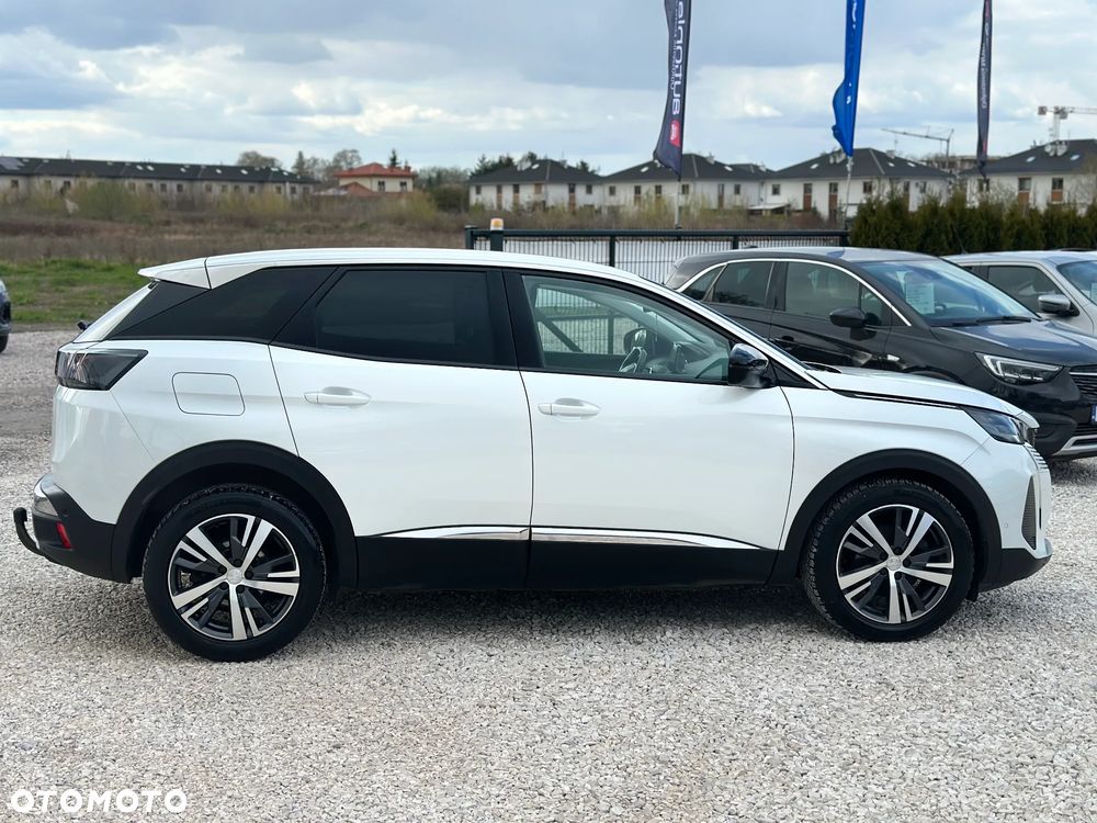 Peugeot 3008 1.5 BlueHDi Allure S&S - 10