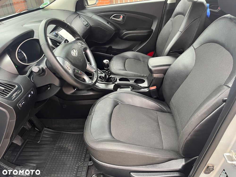 Hyundai ix35 1.6 GDI Premium 2WD - 21