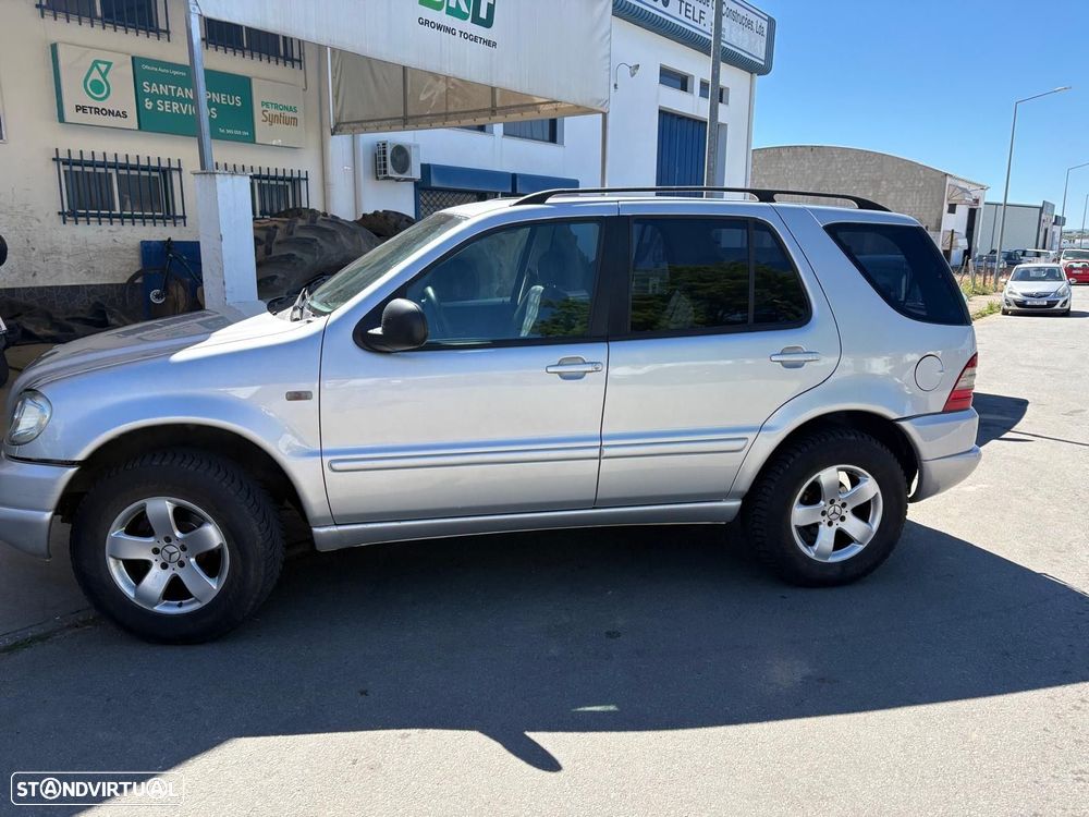 Mercedes-Benz ML 270 - 2
