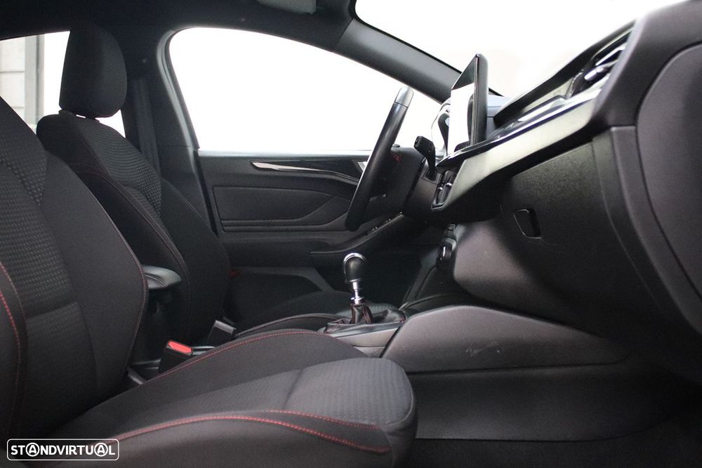 Ford Focus 1.5 TDCi ECOBlue ST-Line - 21