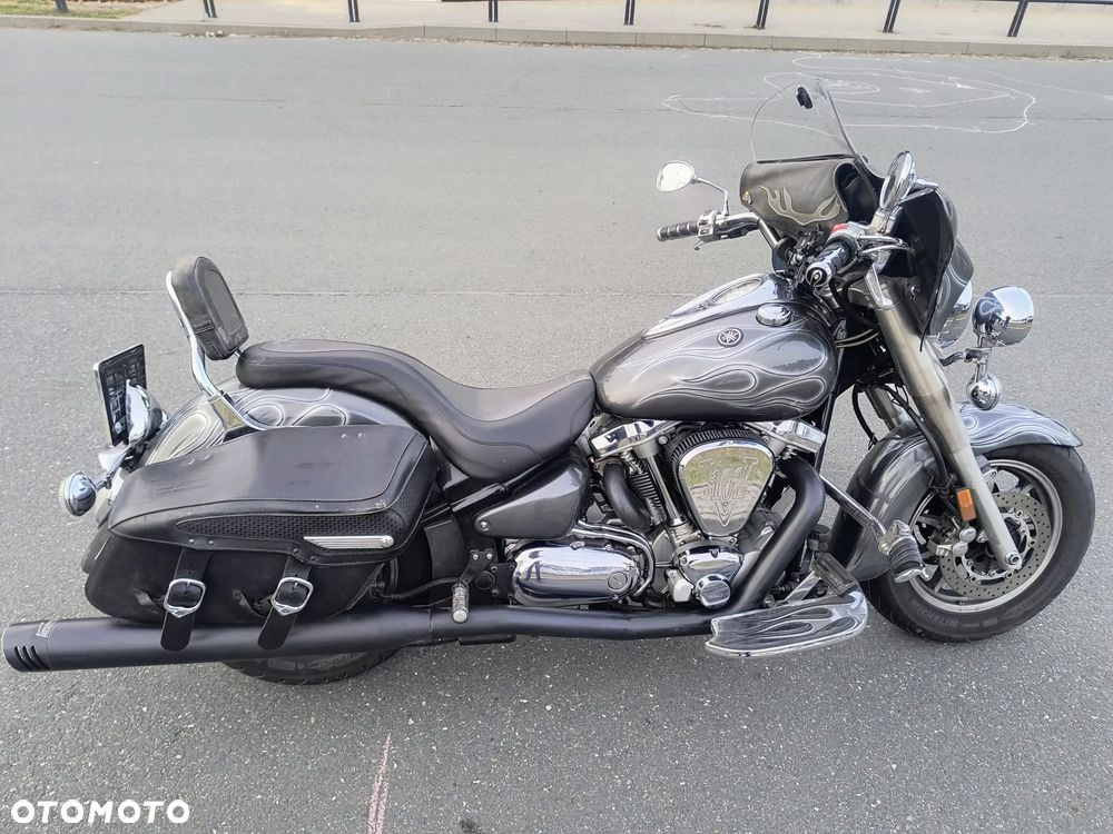 Yamaha Road Star - 5