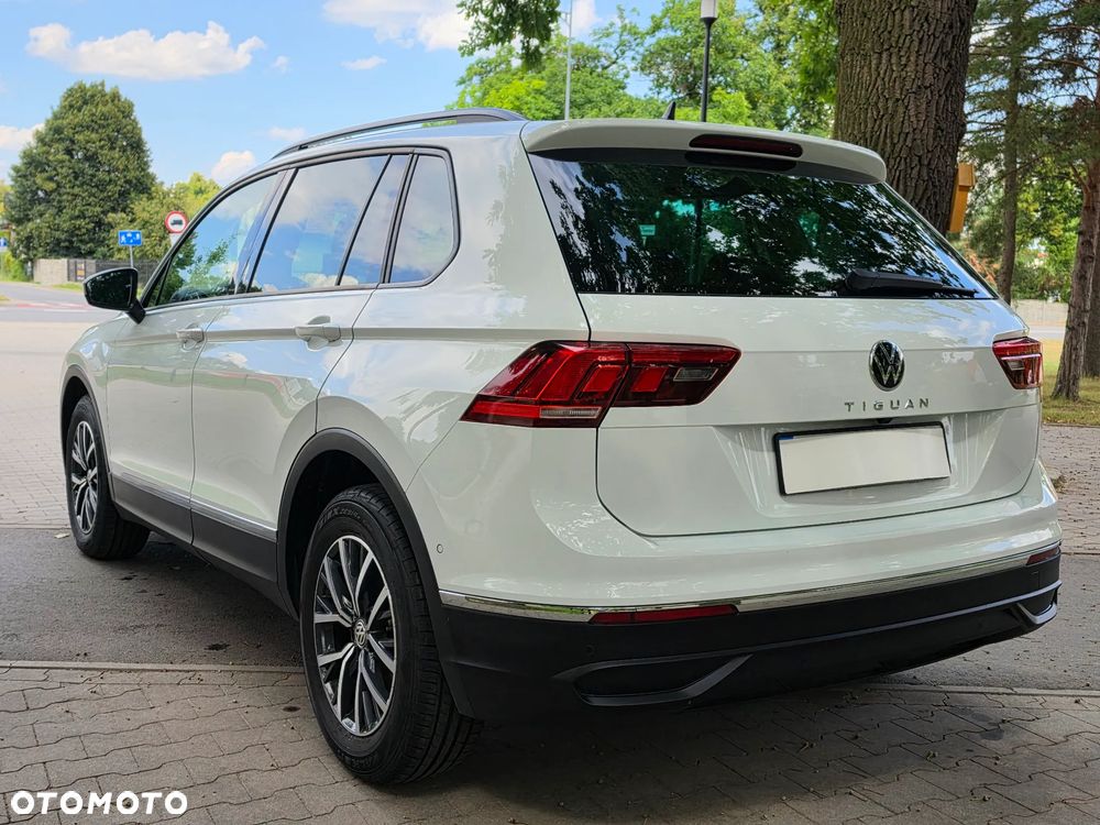 Volkswagen Tiguan 2.0 TDI SCR DSG ACTIVE - 4