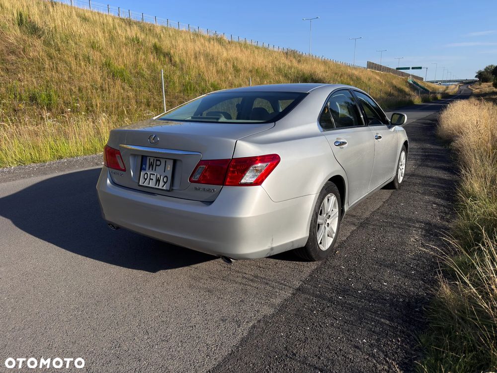 Lexus ES - 22