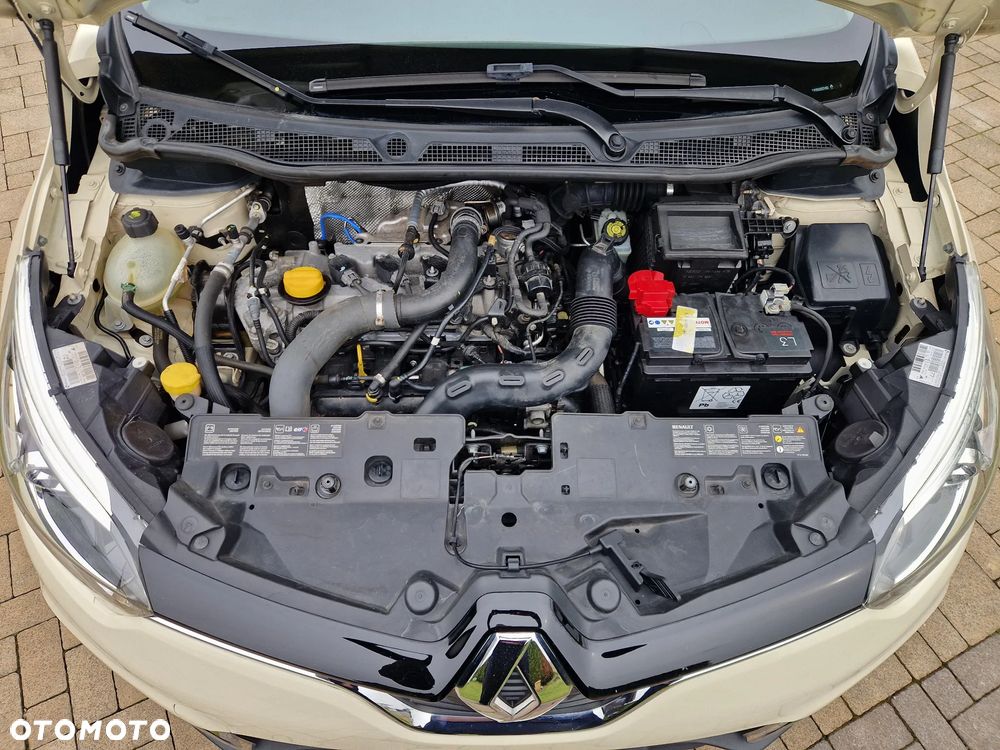 Renault Captur 1.2 Energy TCe Limited EDC - 13