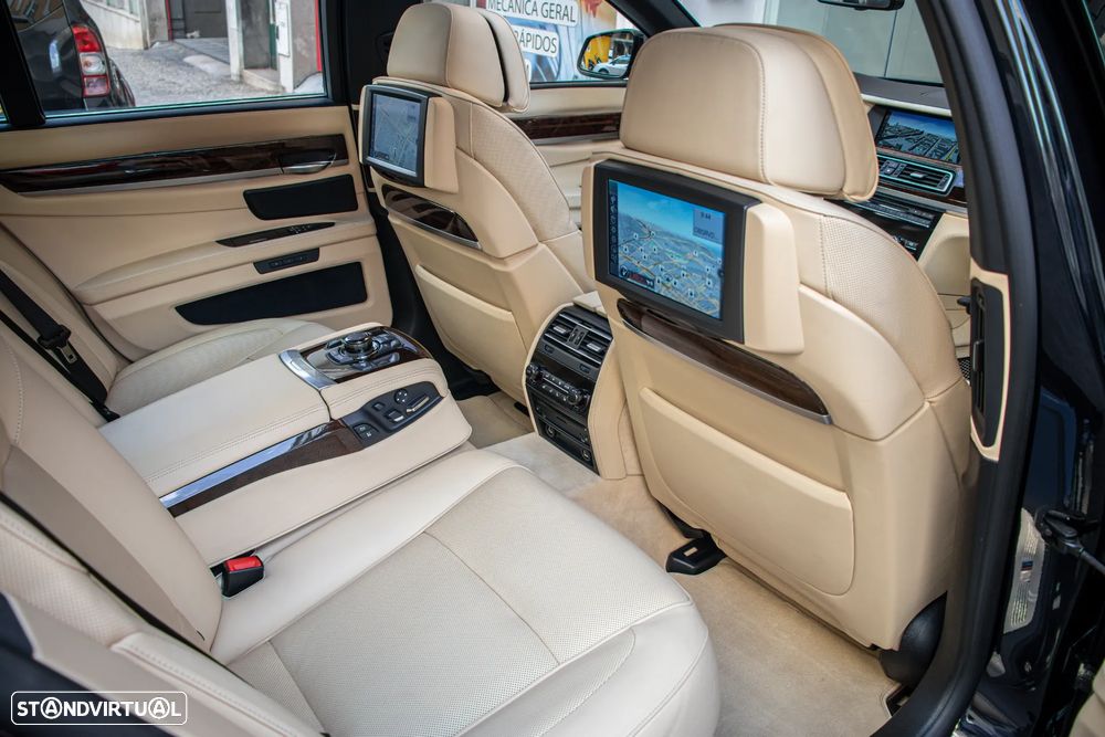 BMW 760 i - 36