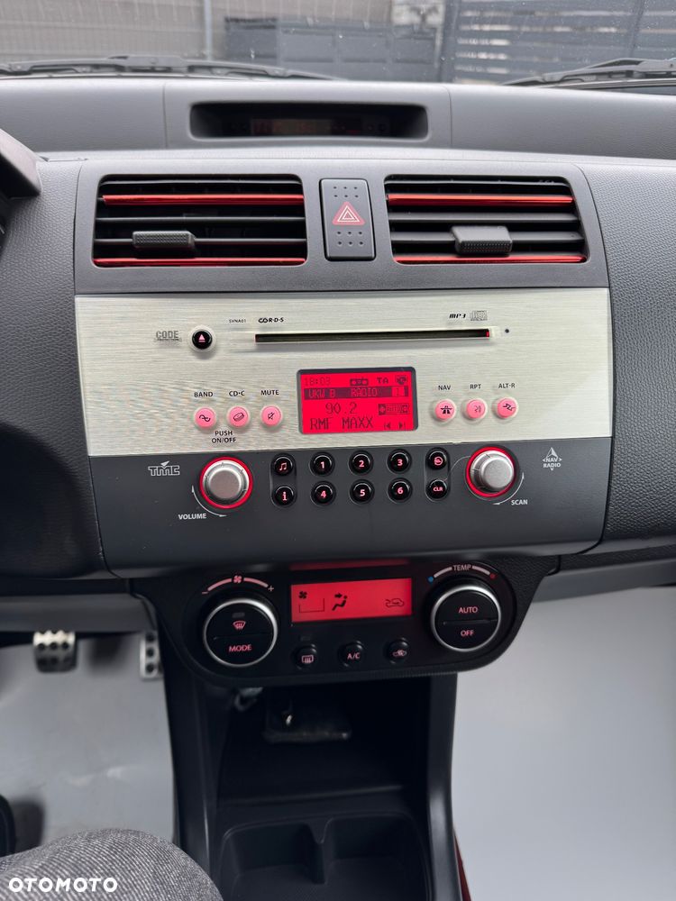 Suzuki Swift 1.6 Sport Rallye N' Style - 18