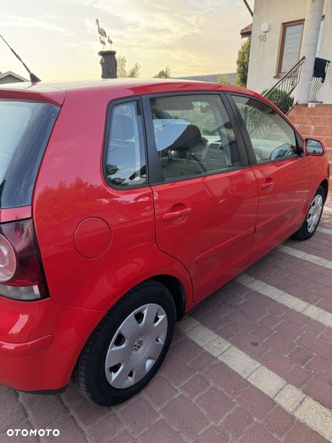 Volkswagen Polo 1.4 16V Comfortline - 4