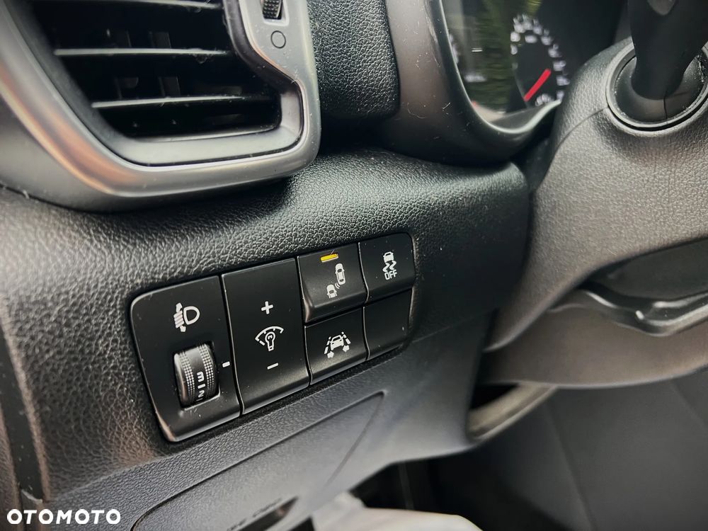 Kia Sportage 1.6 GDI Black Edition 2WD - 31