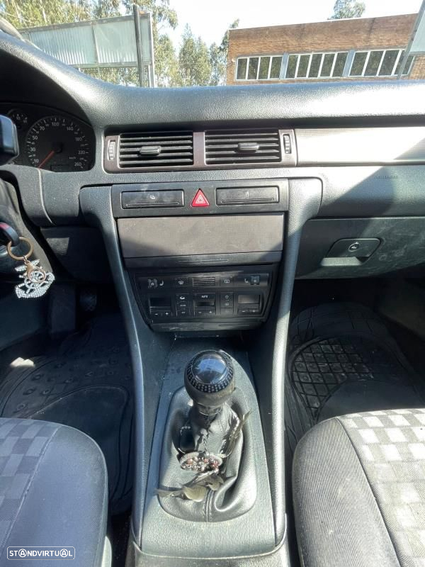 Para Peças Audi A6 (4B2, C5) - 6