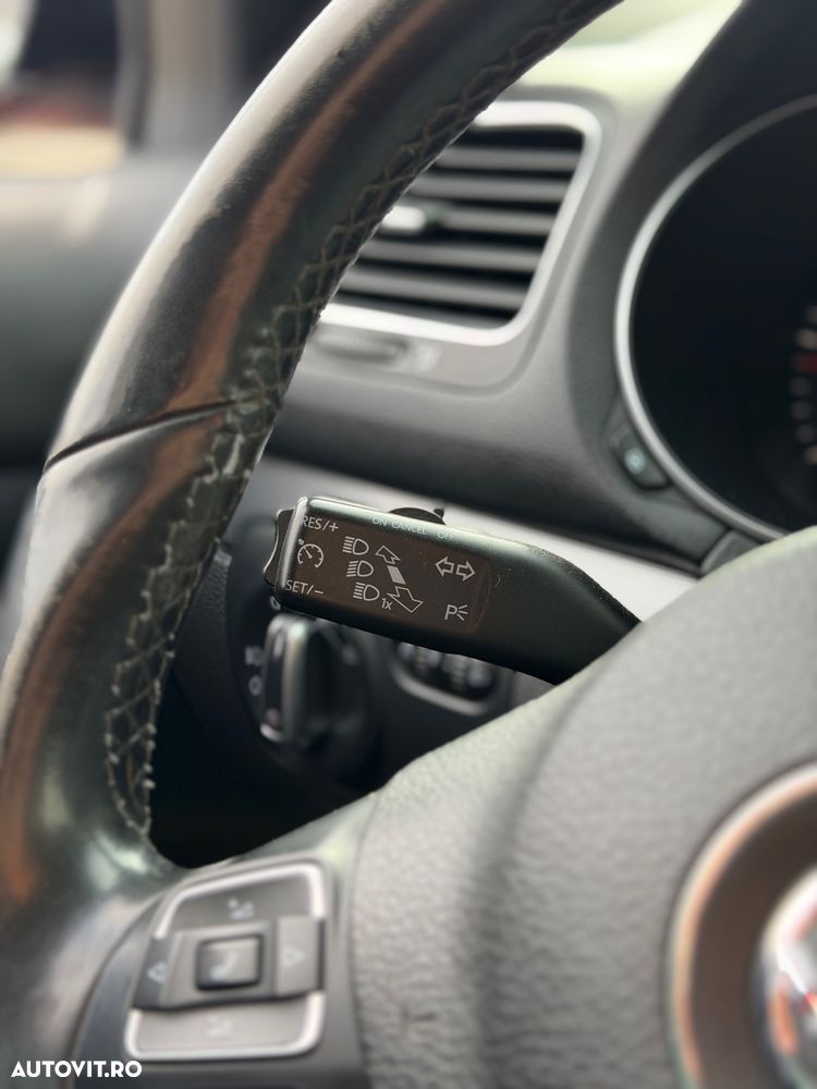 Volkswagen Golf 2.0 TDI DPF DSG Style - 11