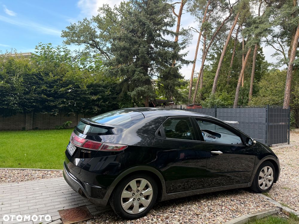 Honda Civic 1.8 Comfort - 13