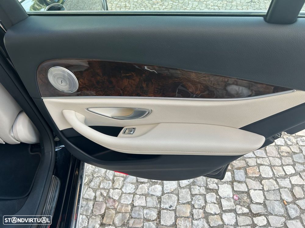Mercedes-Benz E 300 de Avantgarde - 23