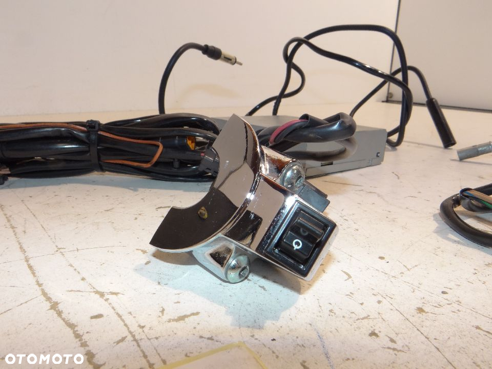 Harley Davidson Touring Electra Road King Zmieniarka płyt CD + przełączniki N750 - 9