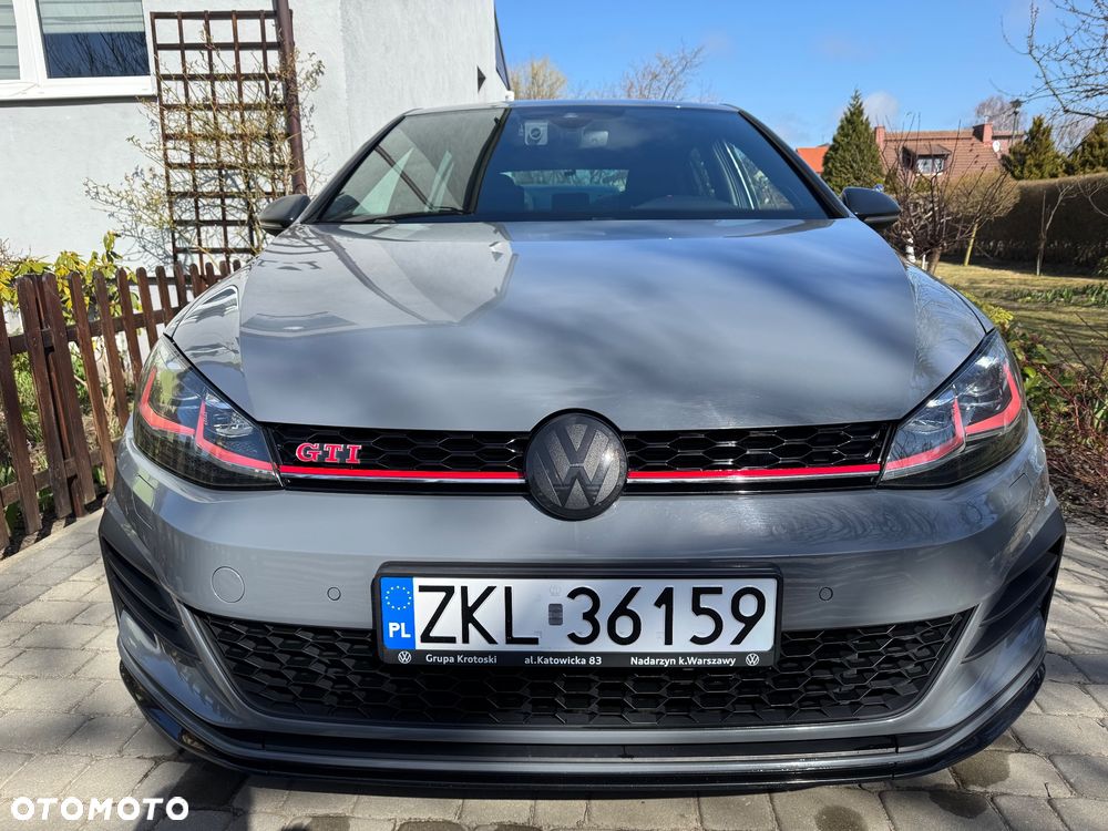 Volkswagen Golf 2.0 TSI GTI TCR DSG - 2