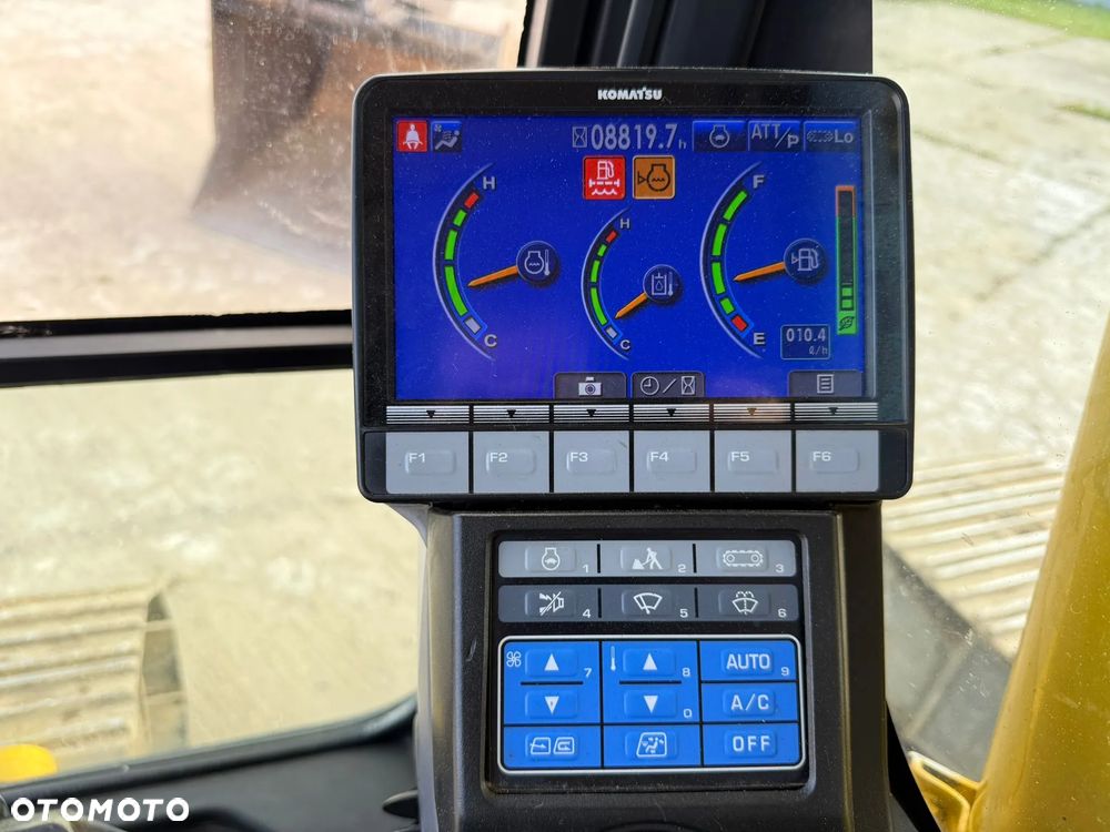 Komatsu Komatsu PC 240 LC-10 - 32