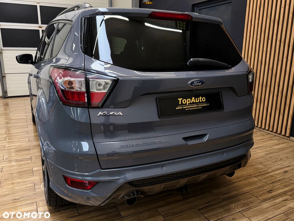 Ford Kuga 2.0 TDCi 2x4 ST-Line - 11