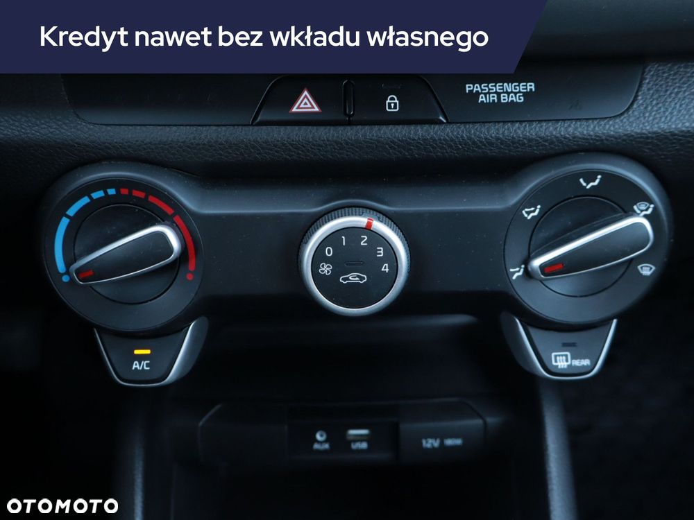 Kia Rio - 15