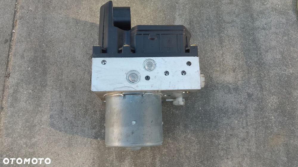 Pompa ABS Mercedes-Benz Sprinter, Vito, V-Klasa, Viano A0004463689 - 1