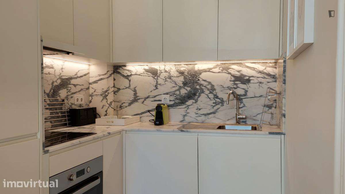 Apartamento com 1 quartos - localizado em Miragaia Porto - Grande imagem: 5/38