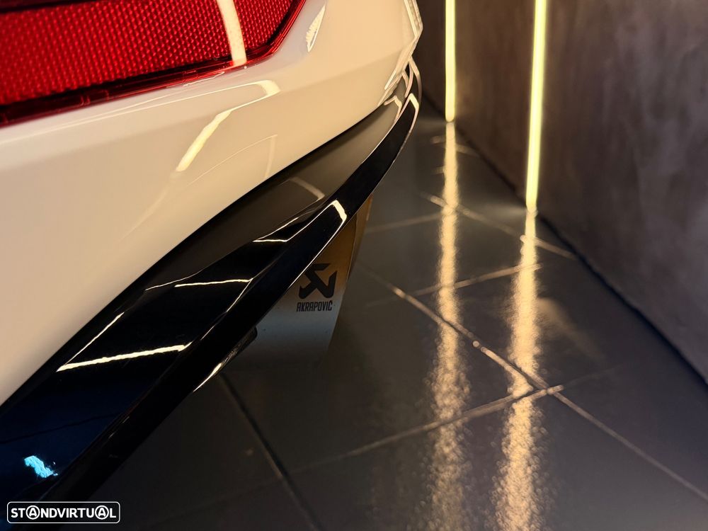 VW Golf R 4Motion (BlueMotion ) DSG - 10