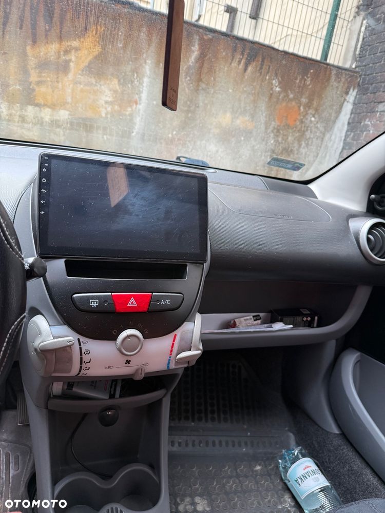 Peugeot 107 1.0 Trendy 2-Tronic - 10