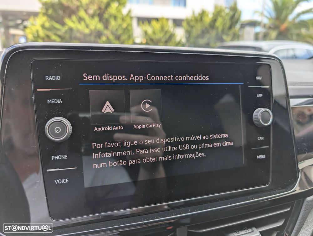 VW T-Roc 2.0 TDI R-Line DSG - 25