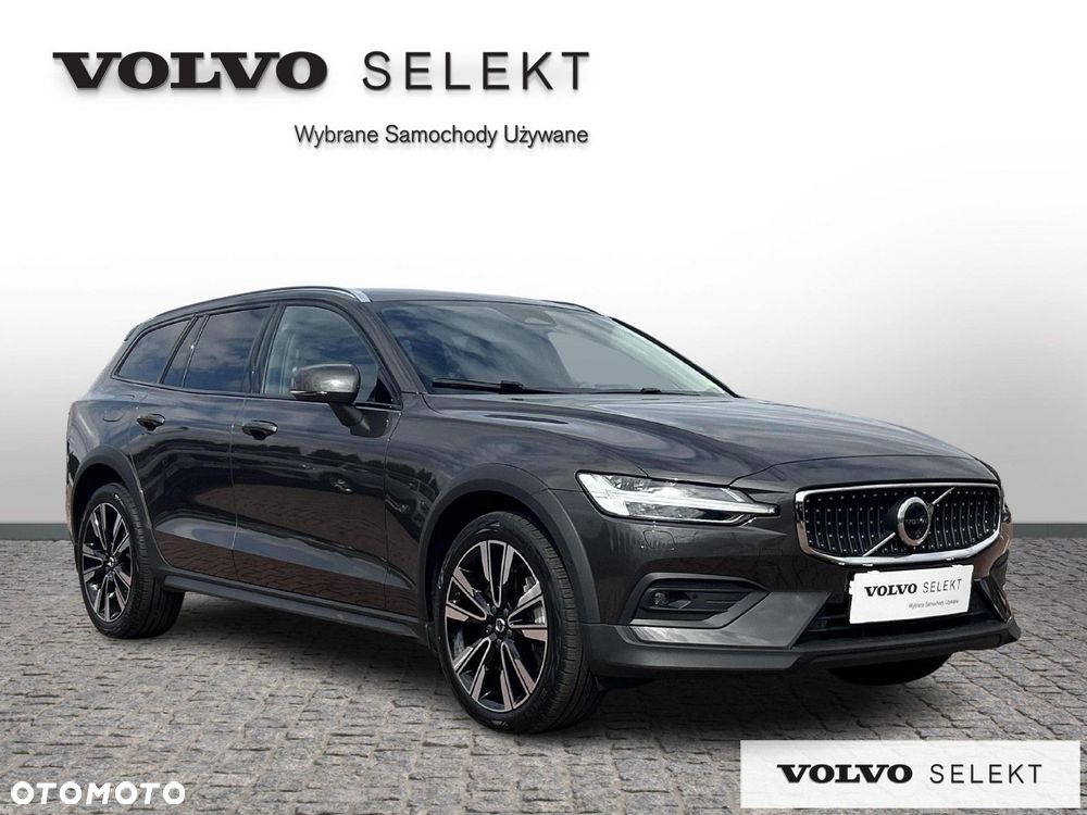 Volvo V60 Cross Country - 9