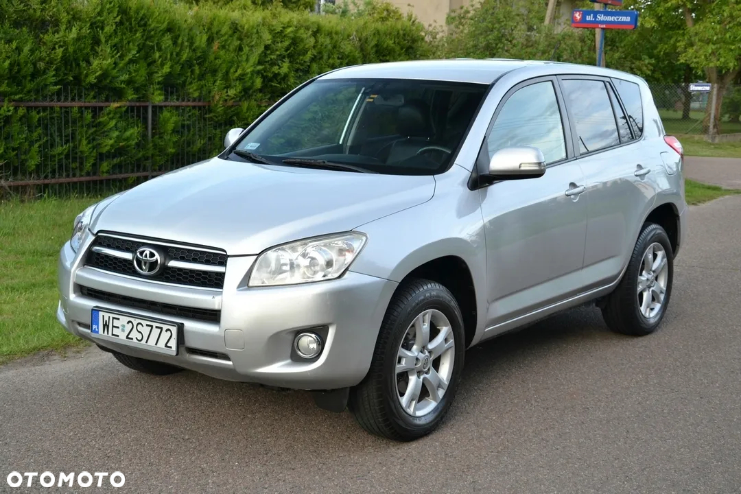Toyota RAV4 2.2 D-4D 4x4 Executive - 3