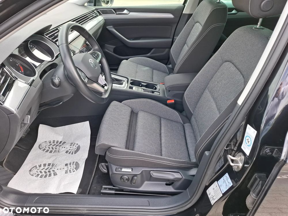 Volkswagen Passat Variant 2.0 TDI EVO Business DSG - 10