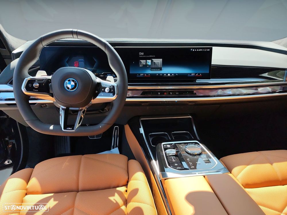 BMW 750 750e xDrive Pack Desportivo M - 12