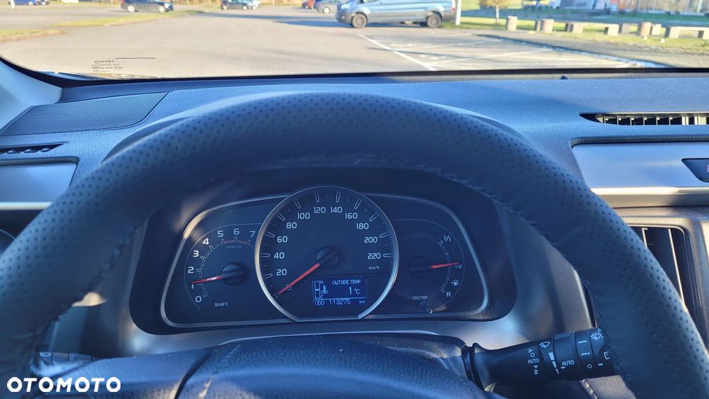 Toyota RAV4 2.0 D-4D Active 4x2 - 6