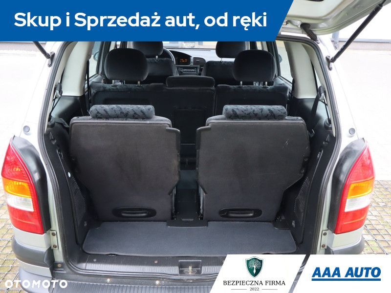 Opel Zafira - 15