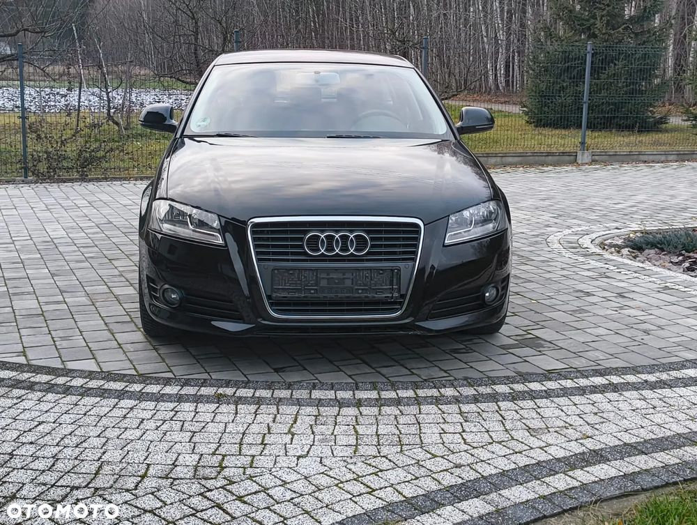 Audi A3 Sportback 1.6 TDI DPF Ambiente - 5