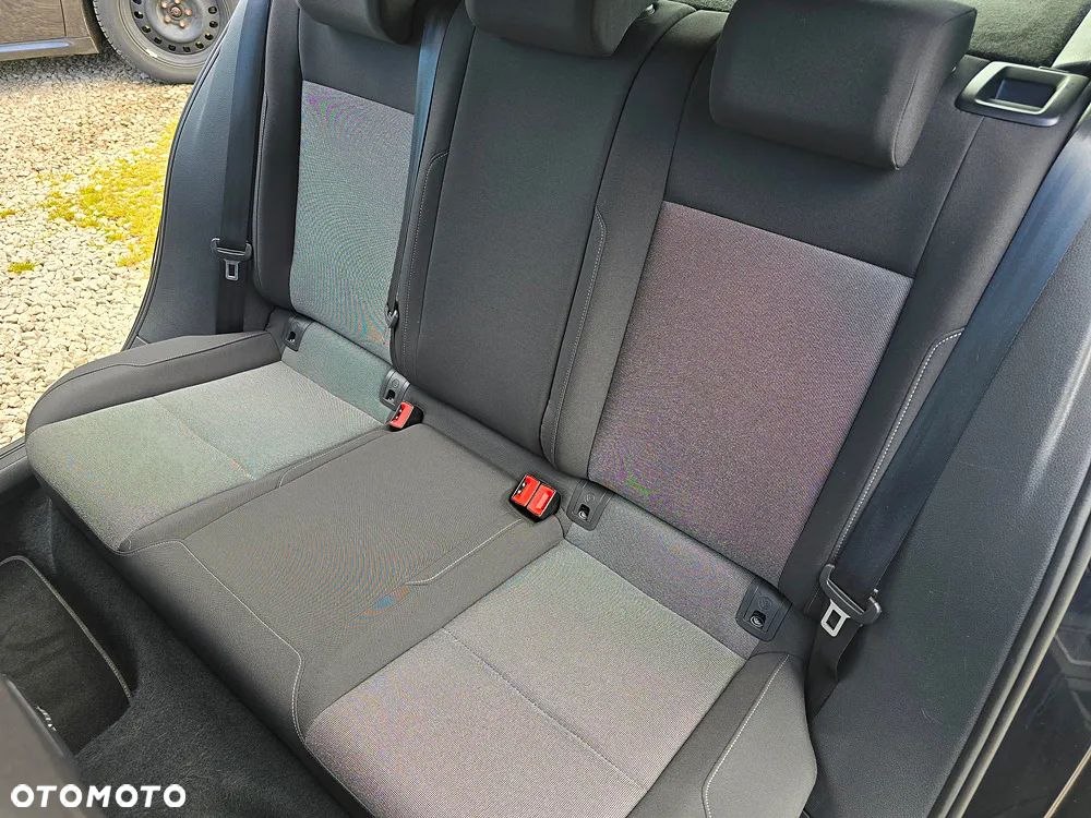 Volkswagen Golf 1.2 TSI BlueMotion Technology Comfortline - 18