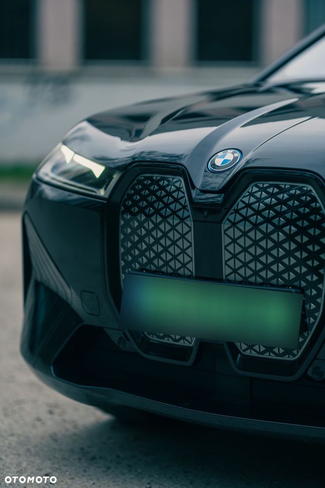 BMW iX M60 111.5kWh - 8