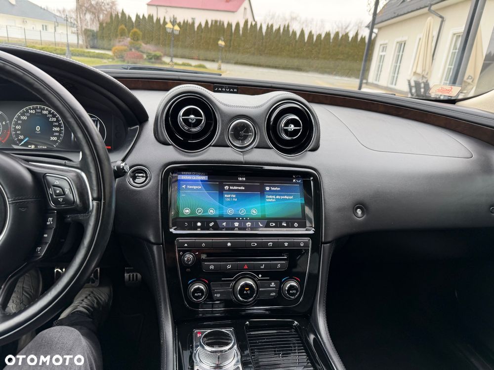 Jaguar XJ 3.0 V6 Kompressor AWD Langversion Portfolio - 12