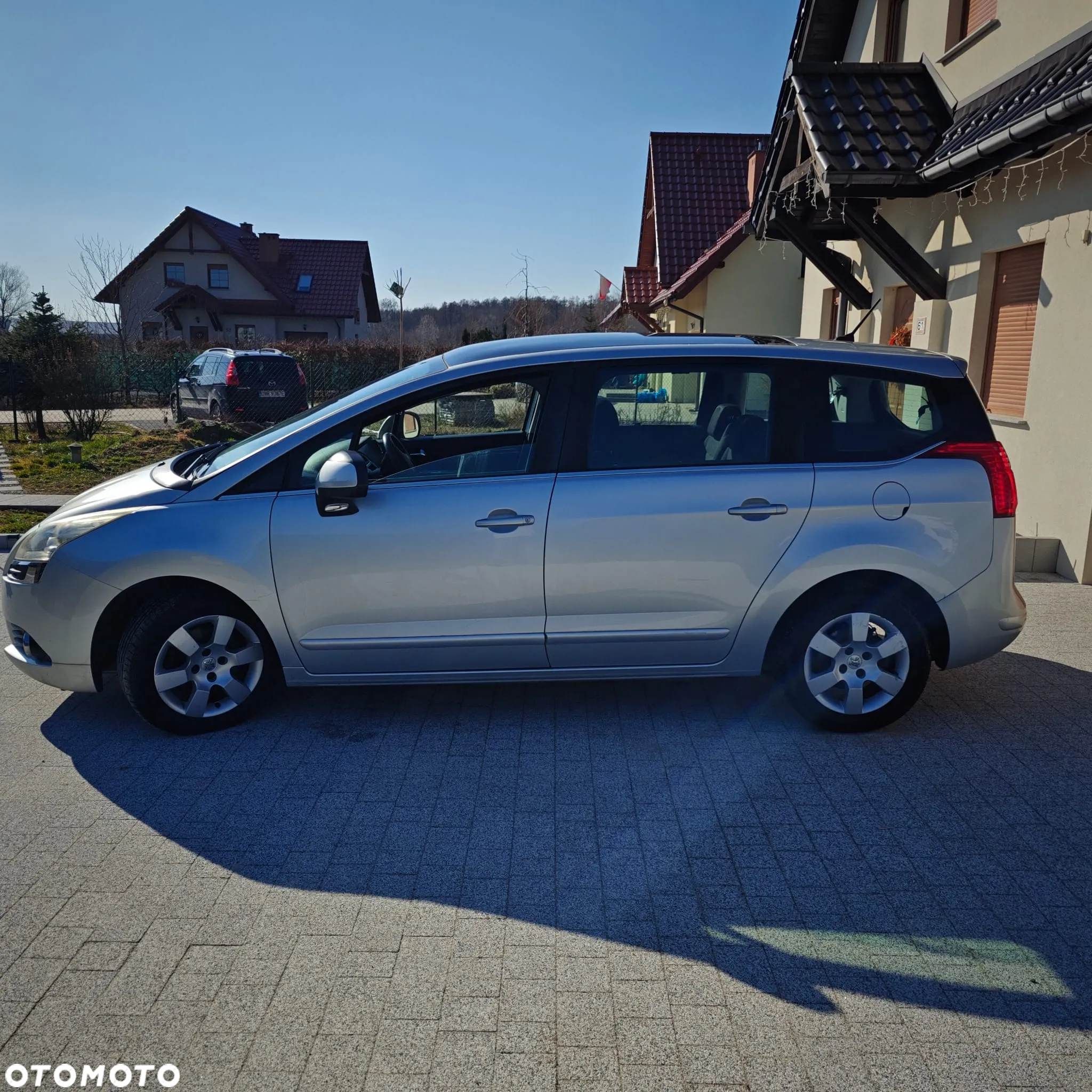Peugeot 5008 1.6 THP Family 7os - 5