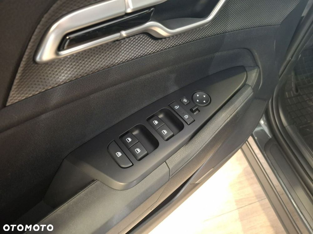 Kia Sportage - 12