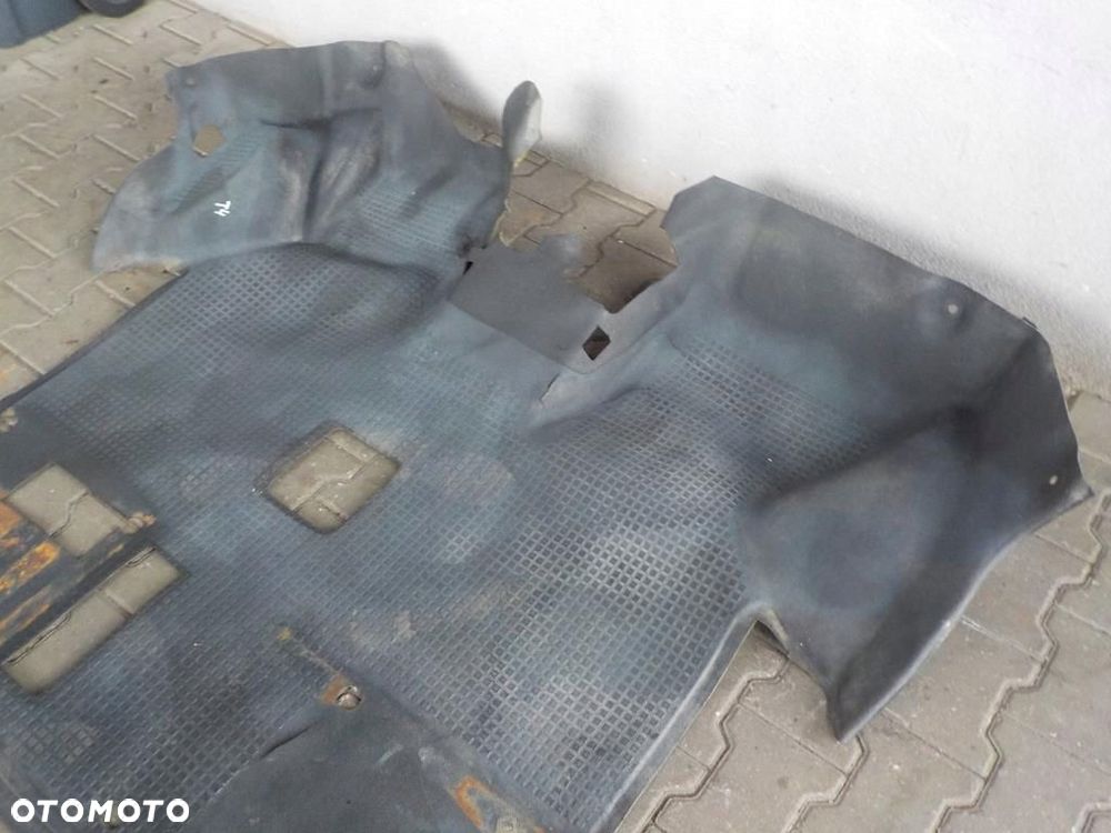 VW T4 WYKŁADZINA PRZÓD PRZEDNIA PODŁOGA GUMA - 4