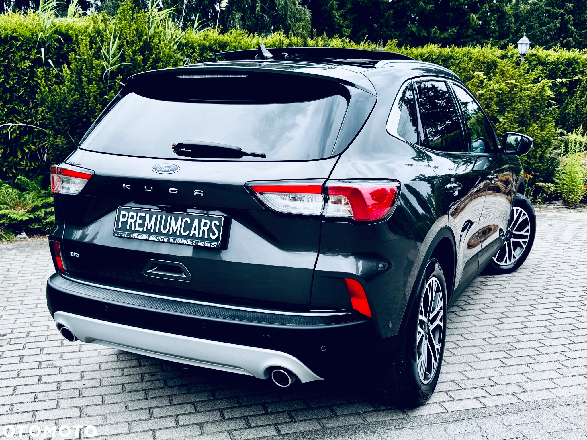 Ford Kuga 2.0 EcoBlue 4x4 TITANIUM - 19