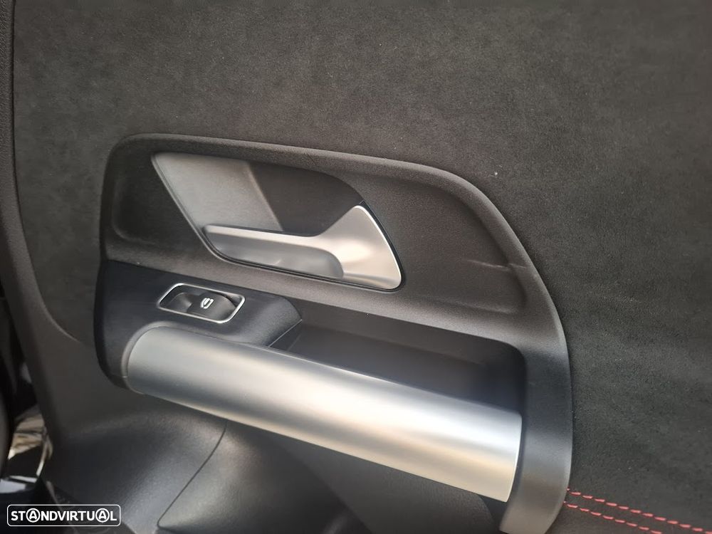 Mercedes-Benz GLA 250 e 8G-DCT AMG Line - 44