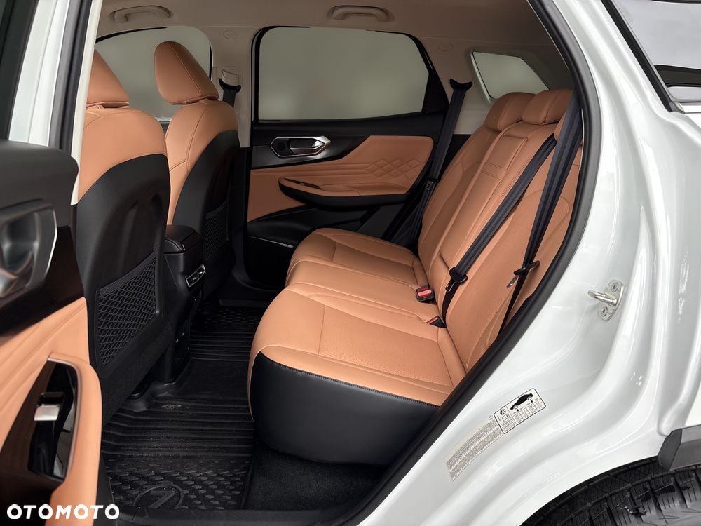 BAIC 7 1.5T Luxury DCT - 13