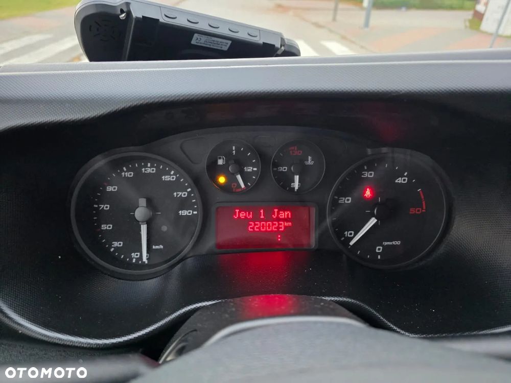 Iveco 35c14 Kontener+Winda - 16