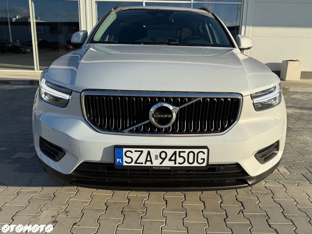 Volvo XC 40 T2 Momentum Core - 17