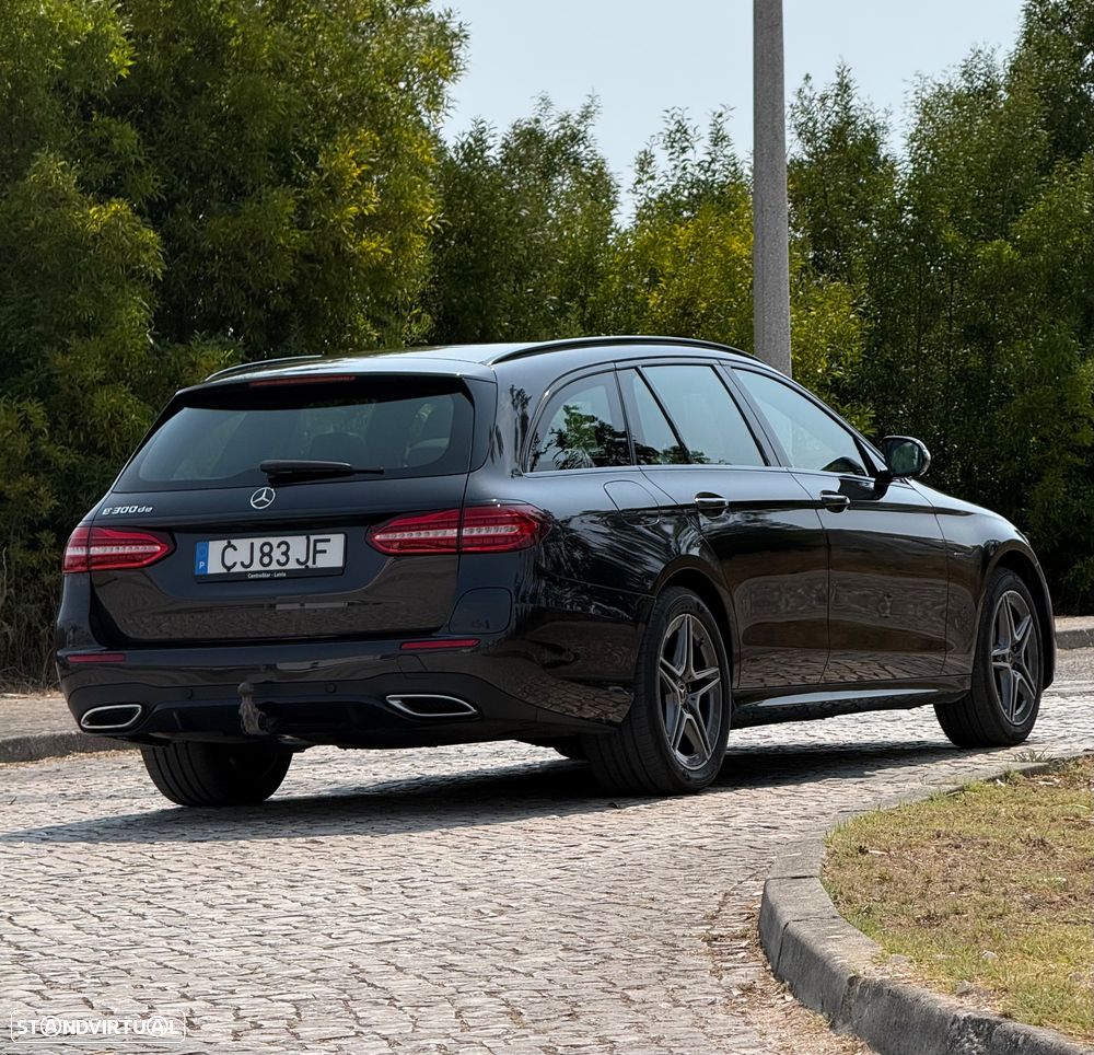 Mercedes-Benz E 300 de 9G-TRONIC AMG Line - 23