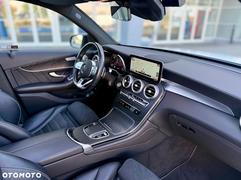 Mercedes-Benz GLC 300 e 4-Matic Business Edition - 27